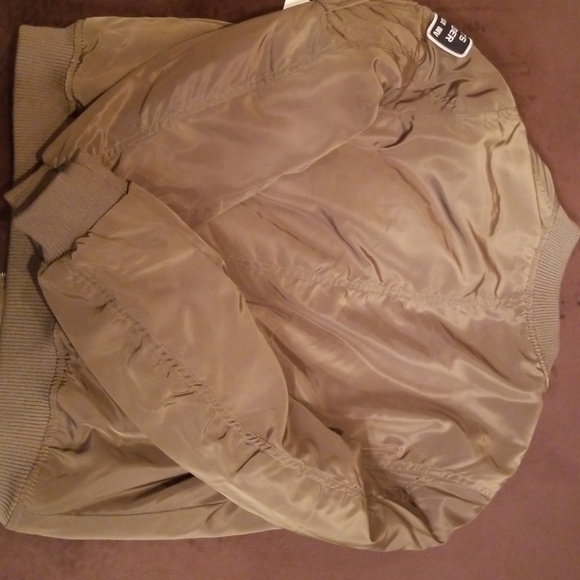 Bomber Jacket - Picture 4 of 4